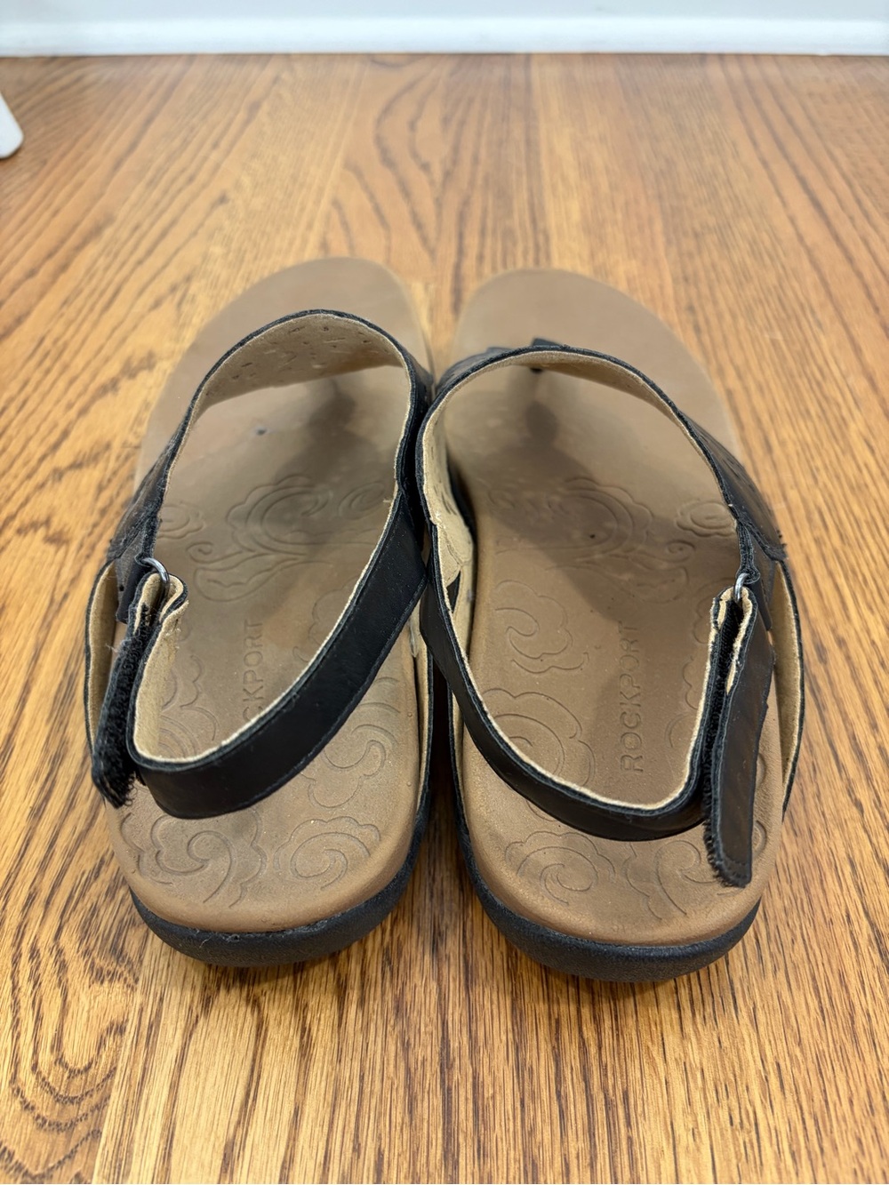 Rockport Black Cutout Velcro Slingback Thong Sandals (9.5) - Picture 7 of 11